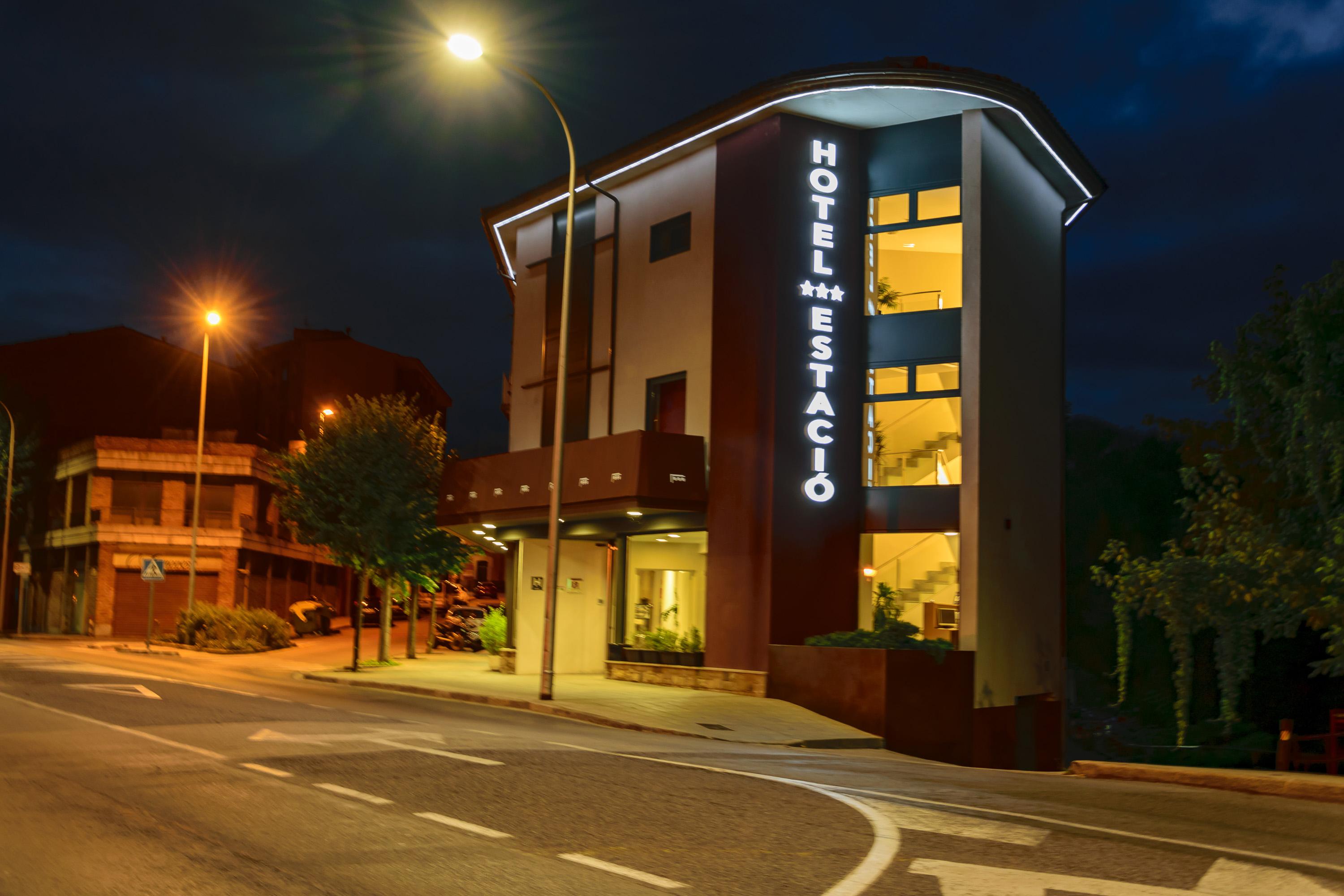 Hotel Estacio (Adults Only) Olot Zewnętrze zdjęcie