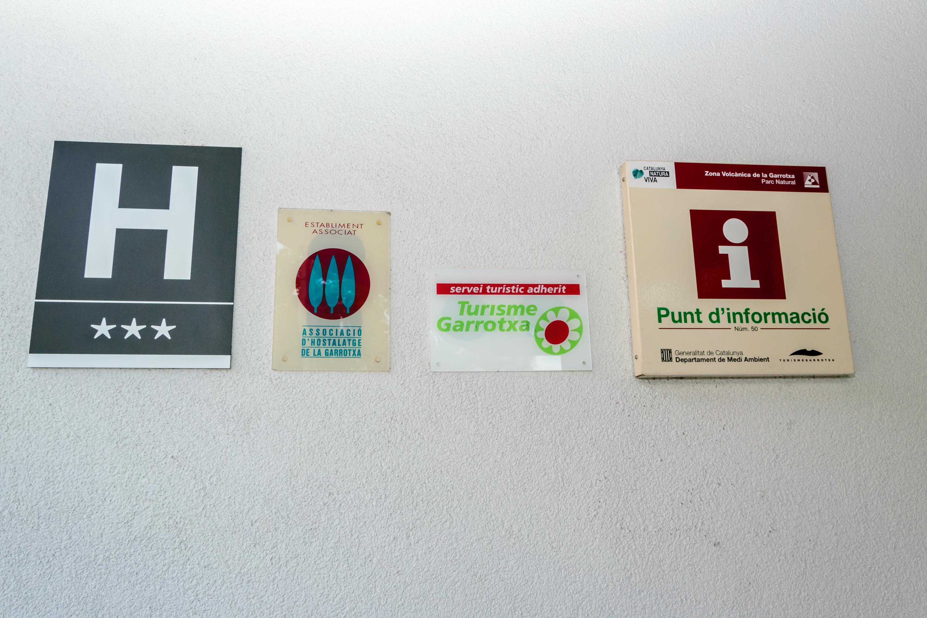 Hotel Estacio (Adults Only) Olot Zewnętrze zdjęcie