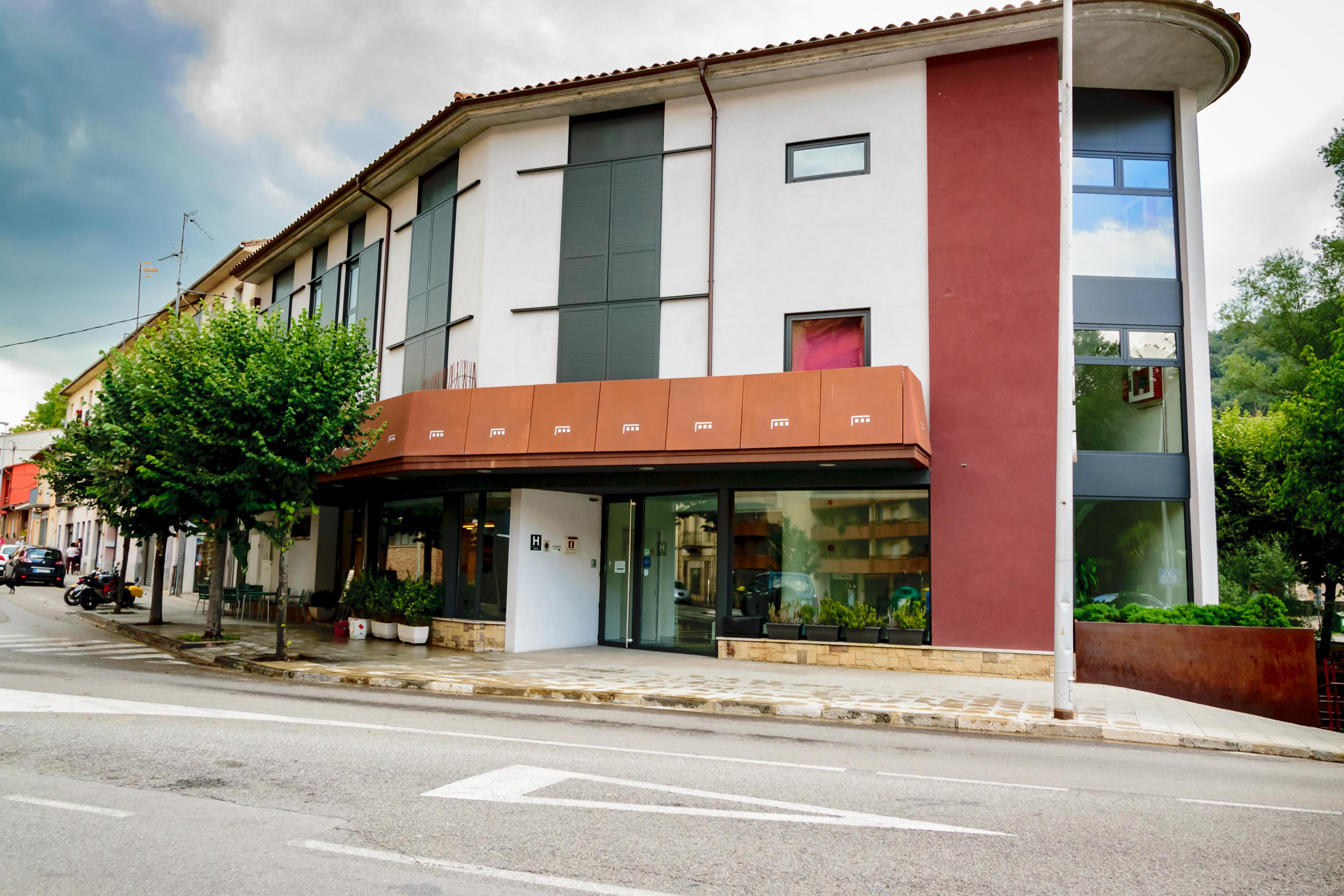 Hotel Estacio (Adults Only) Olot Zewnętrze zdjęcie