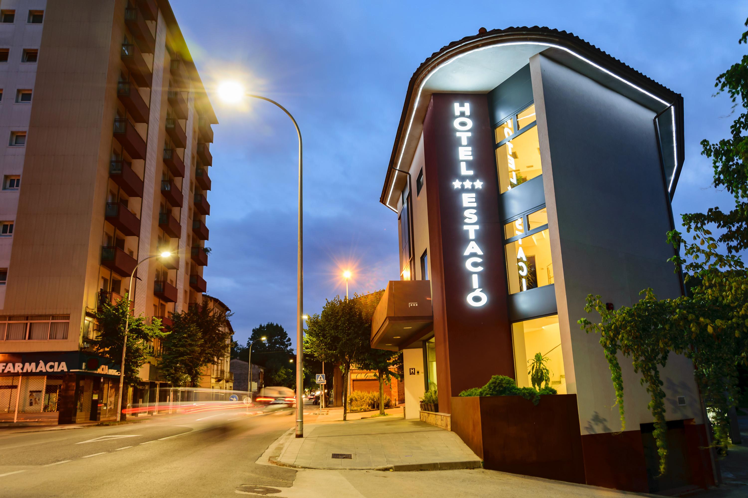 Hotel Estacio (Adults Only) Olot Zewnętrze zdjęcie