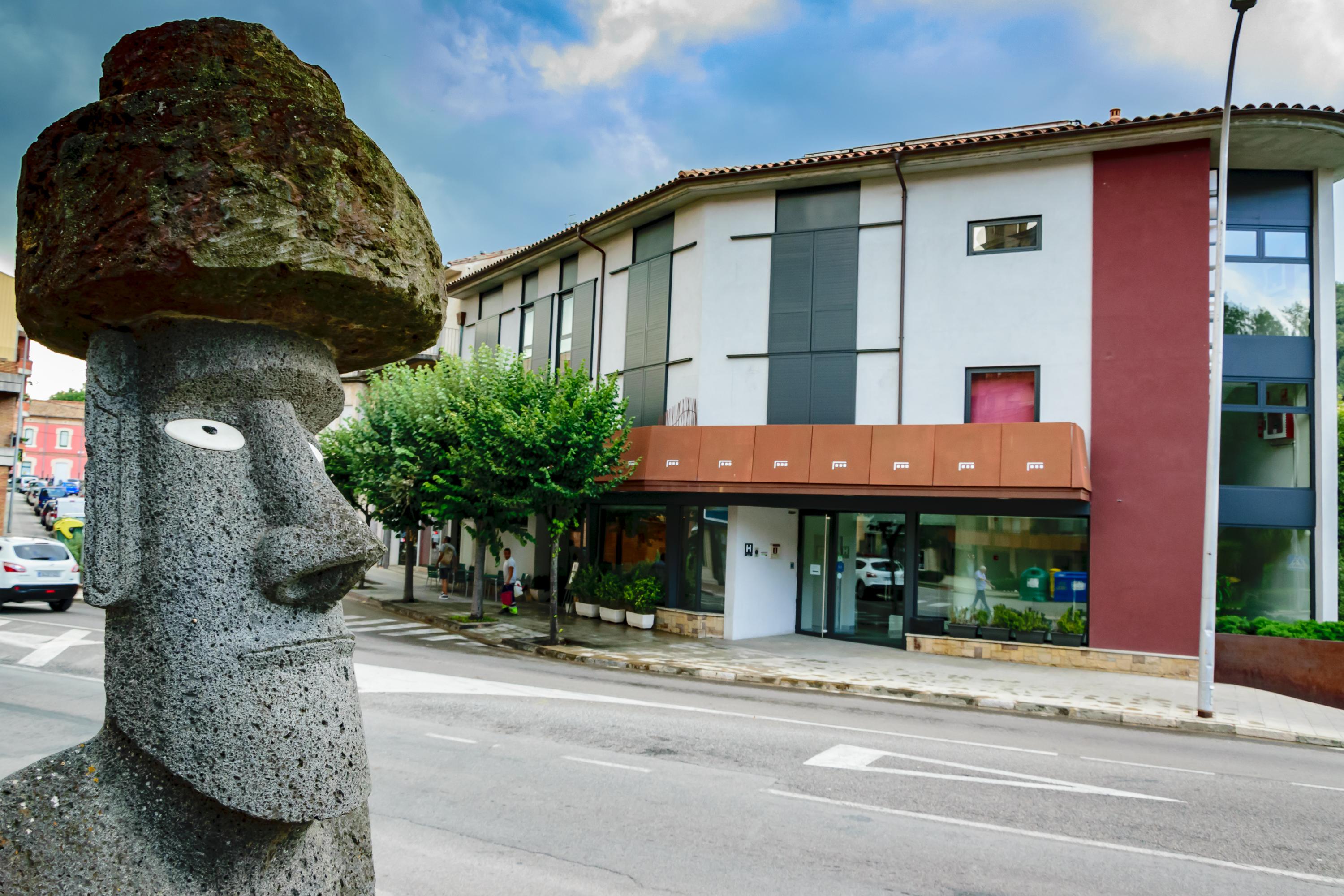 Hotel Estacio (Adults Only) Olot Zewnętrze zdjęcie
